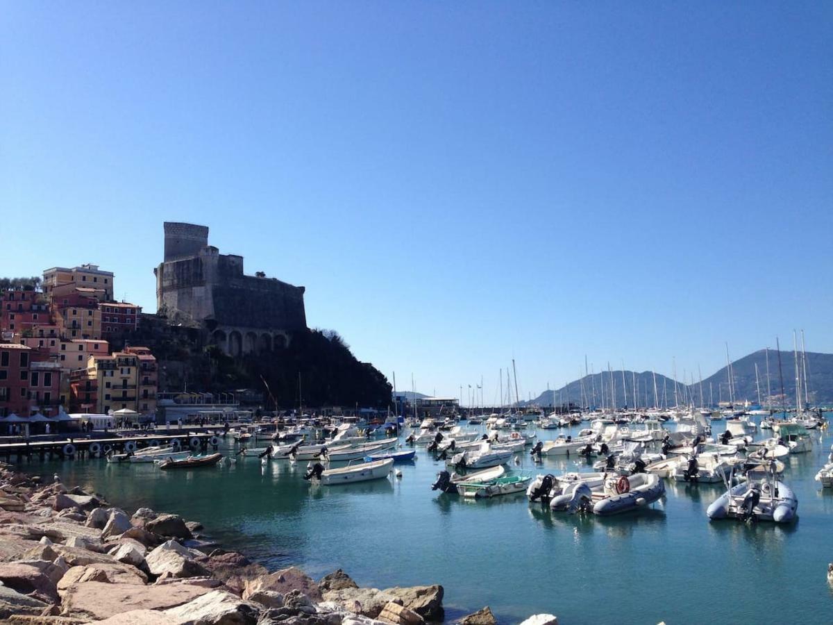 A Little Gem In The Old City Center... Lerici Bagian luar foto