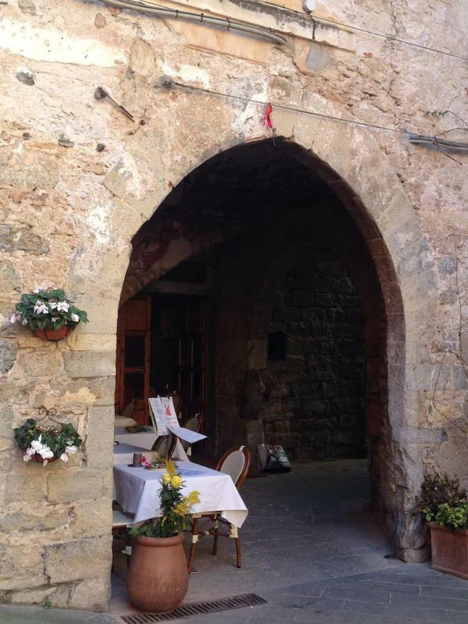 A Little Gem In The Old City Center... Lerici Bagian luar foto